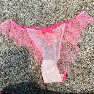 Victoria’s Secret Very Sexy Low Rise Cheekini BNWT Medium Neon Orangey Pink